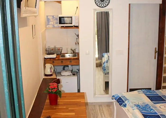 Rafo's Old Town Hideaway Apartman